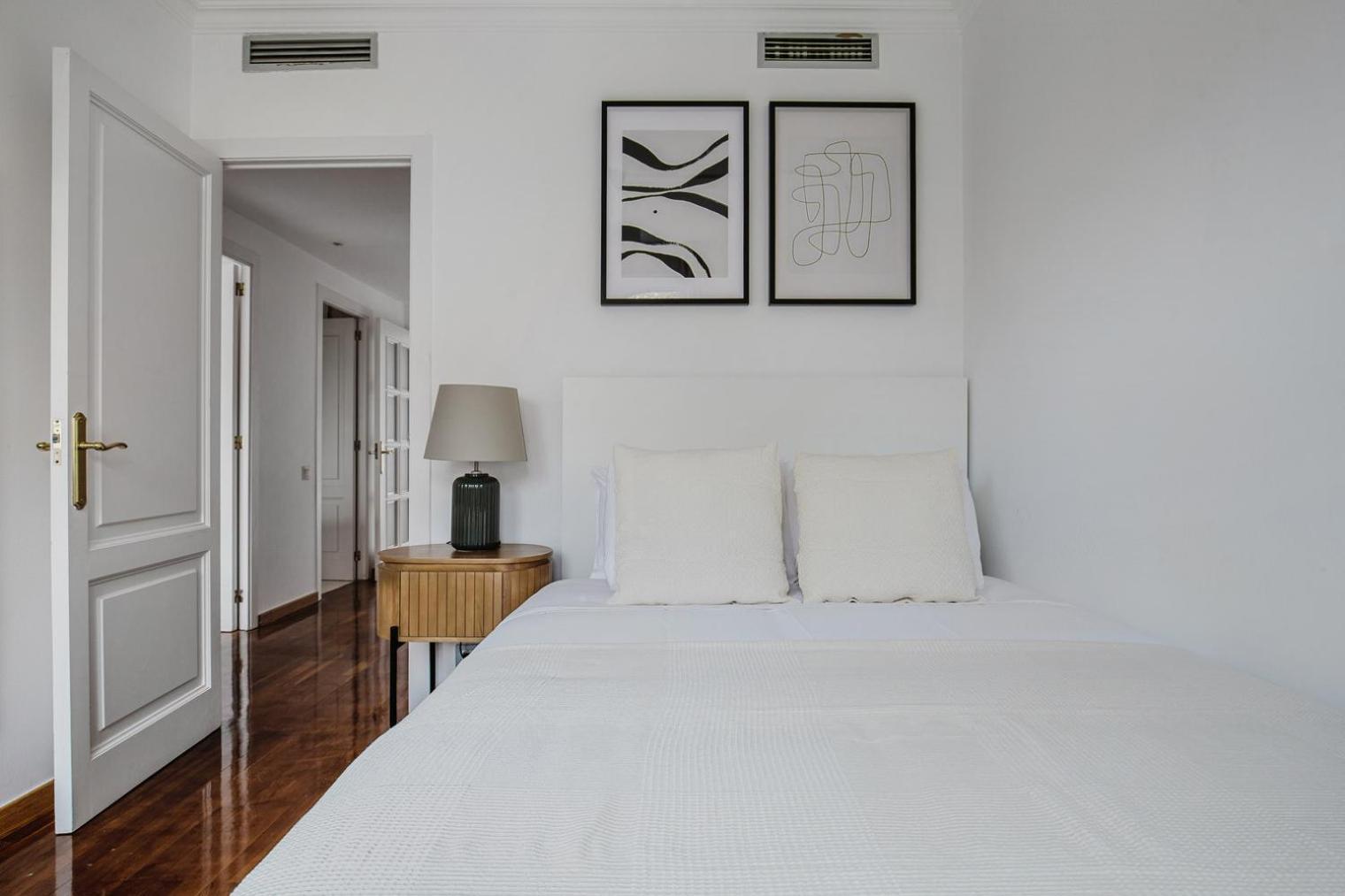 Apartment Blueground Pedralbes Pool Garden Ac Bcn-175